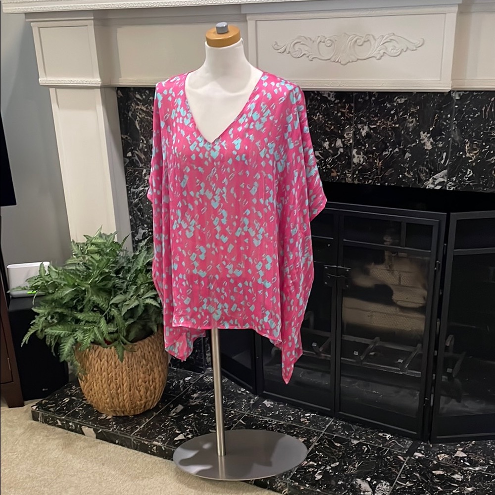 Pink and White Women's Top